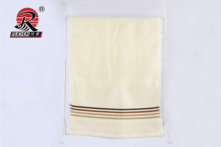 http://www.dongmanchanpin.cn/uploadfile/202112/5a2360d0de0a59b.jpg